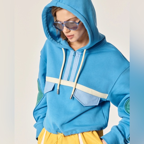 ONCEPT Tops - NEW ONCEPT sante fe pullover sweatshirt in blue